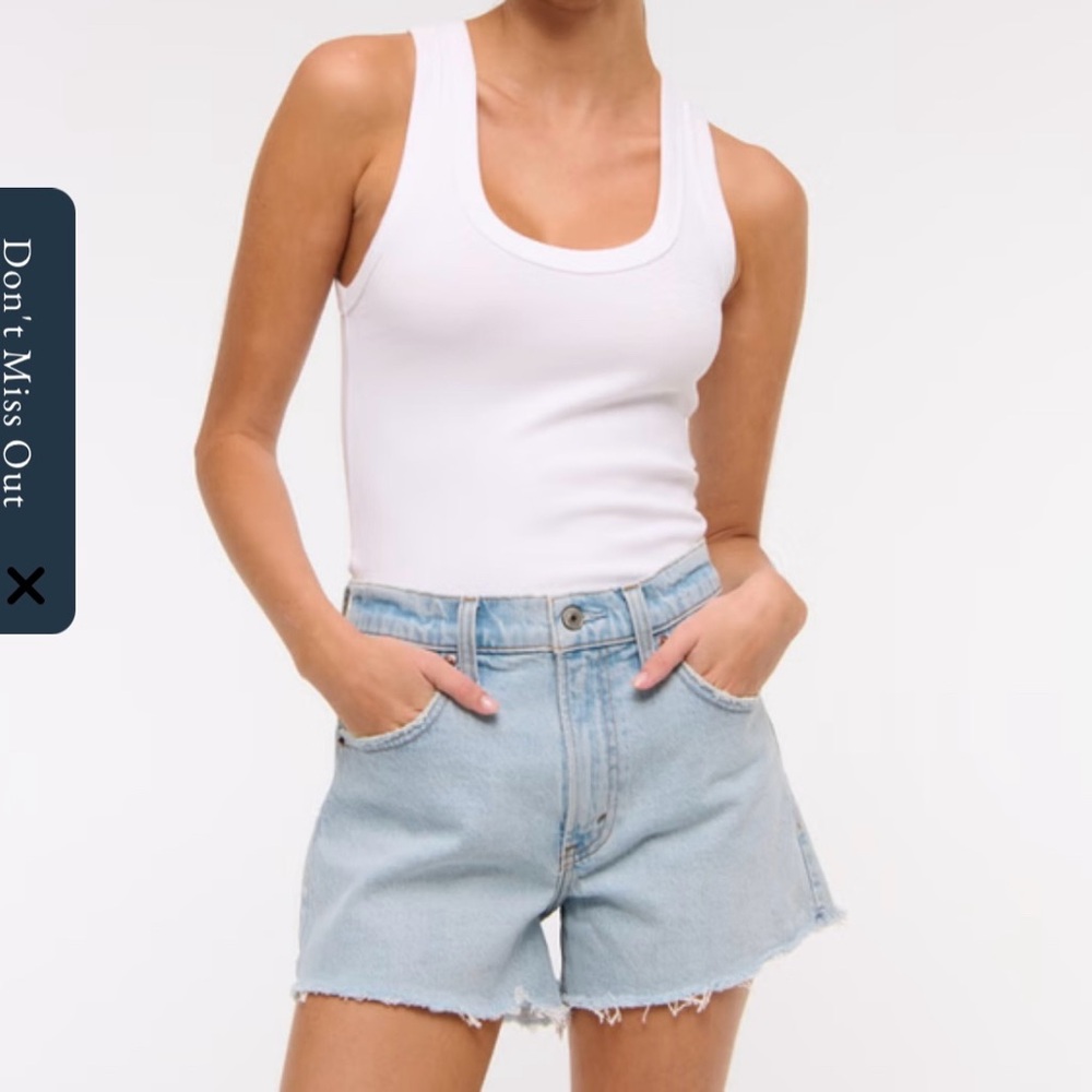 Abercrombie & Fitch curve love jean shorts